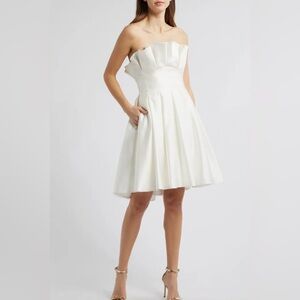 Amsale Pleated Strapless Fit & Flare Cocktail Dress Size 6 NWT